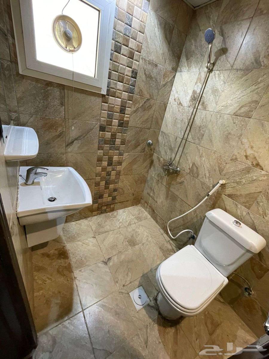 شقة 1 غرف في الرويس 7