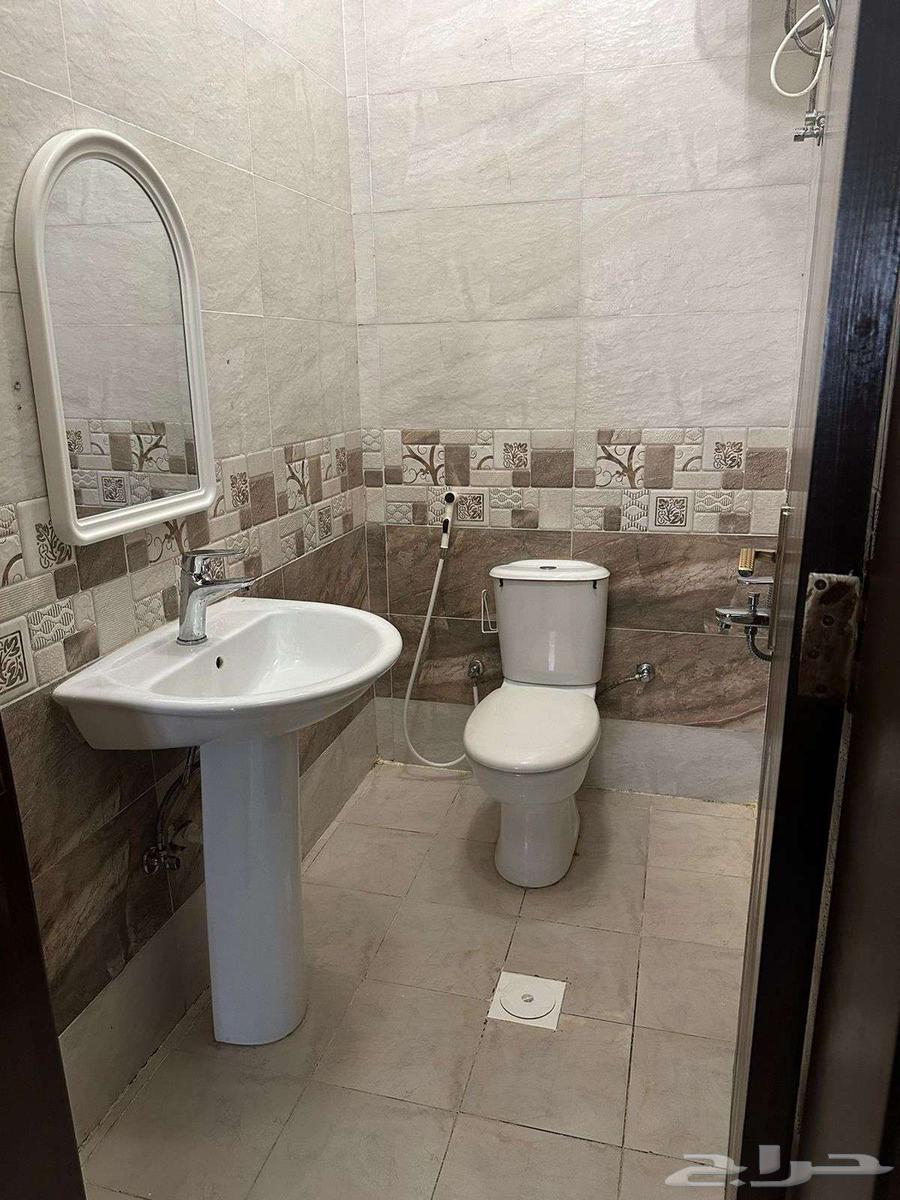 شقة 5 غرف في المروة 3