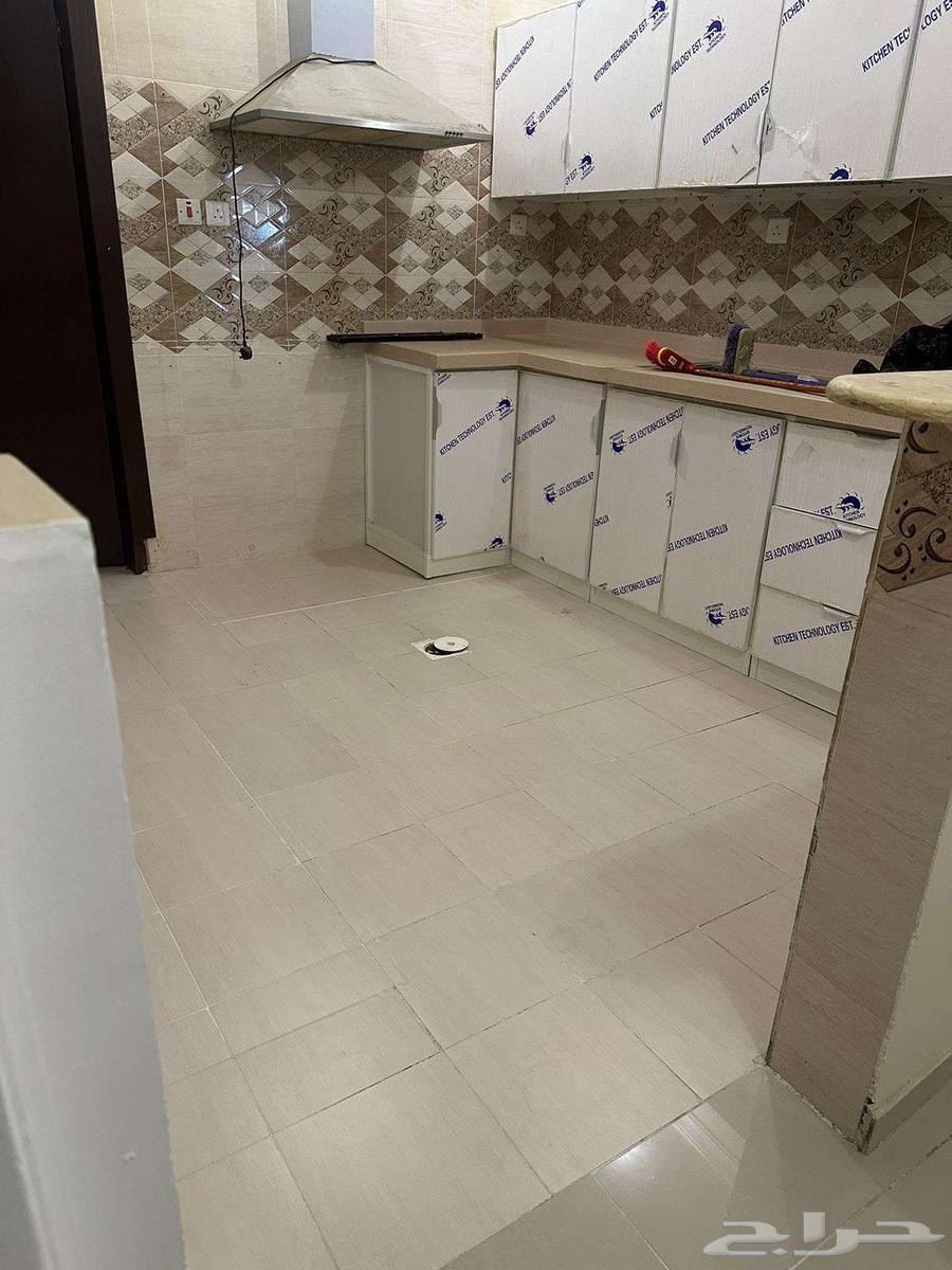 شقة 5 غرف في المروة 4