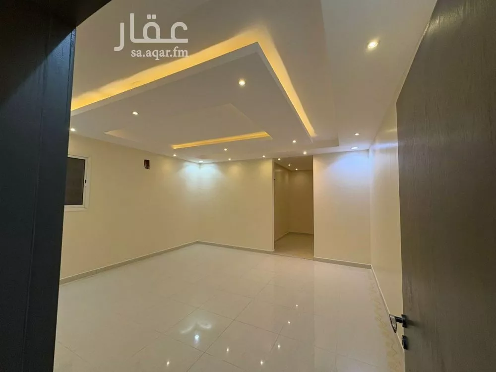 شقة 5 غرف في السعادة 2