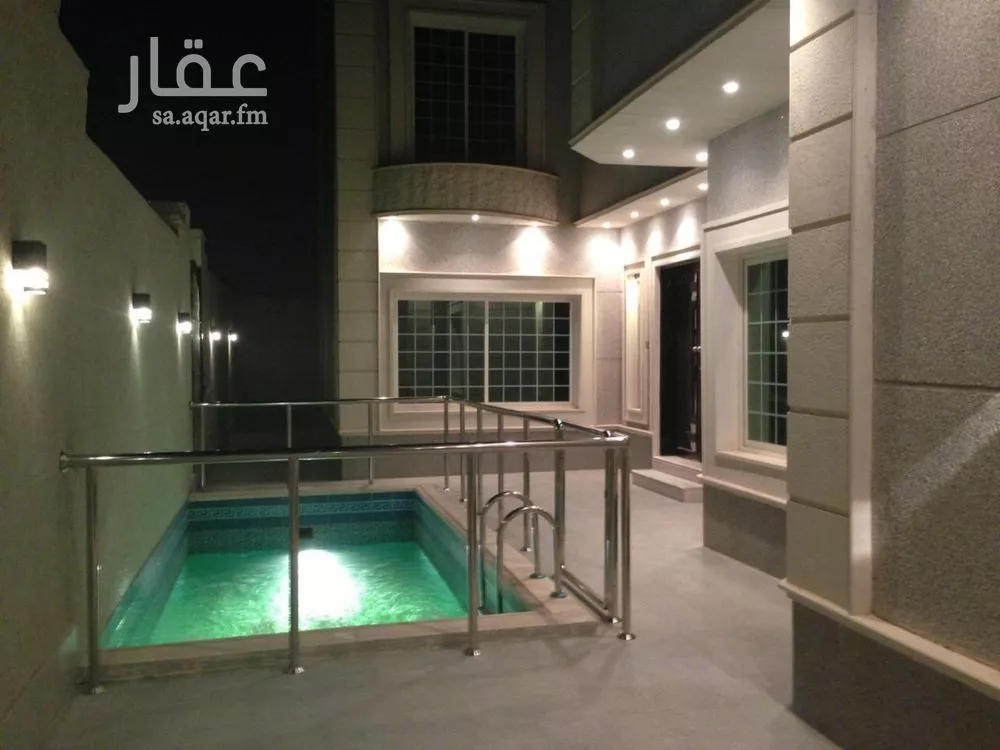 4 bedroom villa in Hittin, Riyadh 5