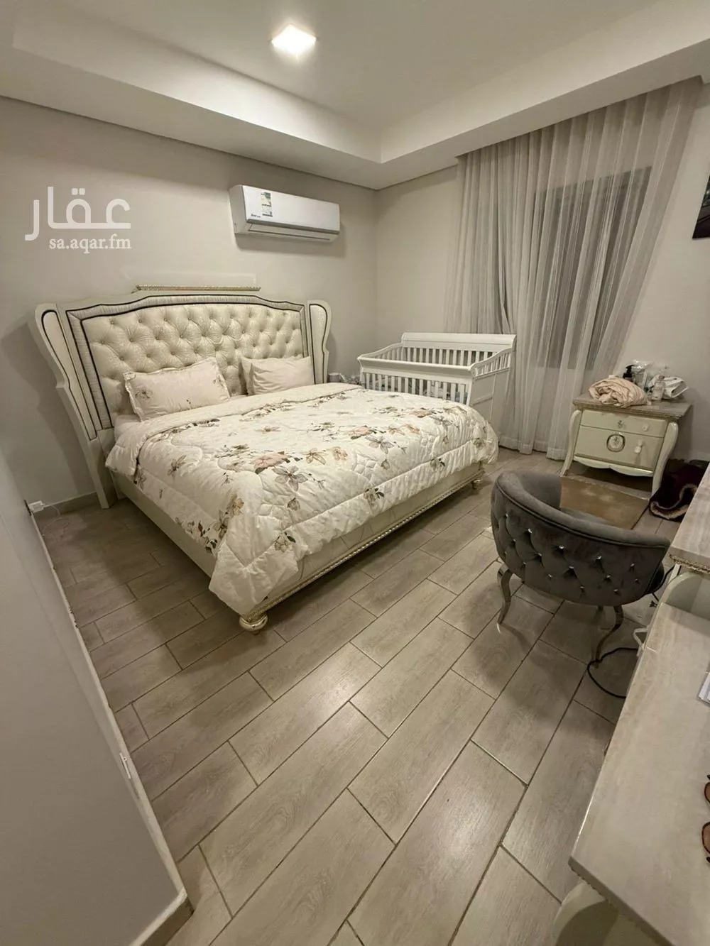 فيلا 5 غرف في النرجس 4