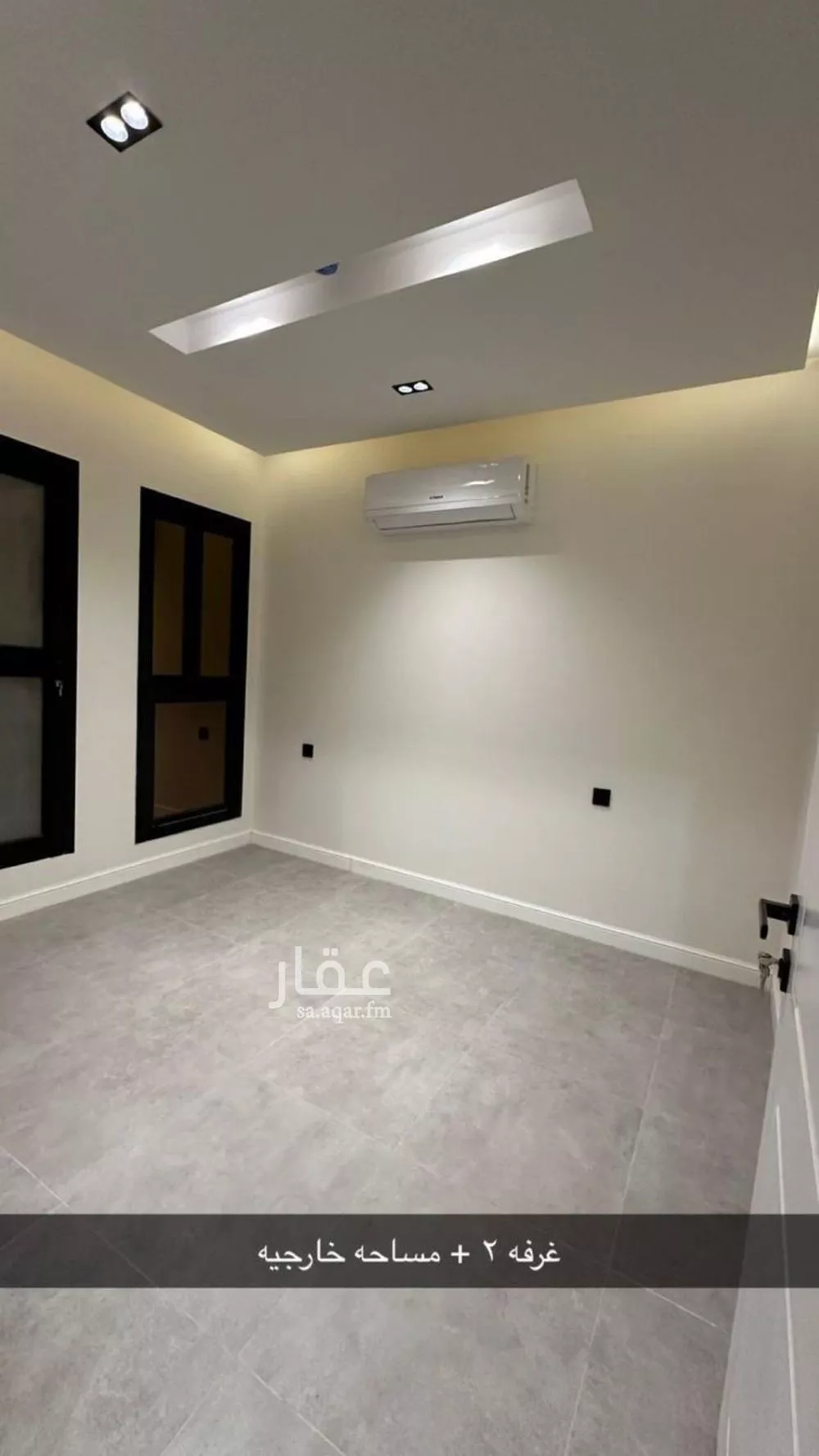 فيلا 5 غرف في العارض 9