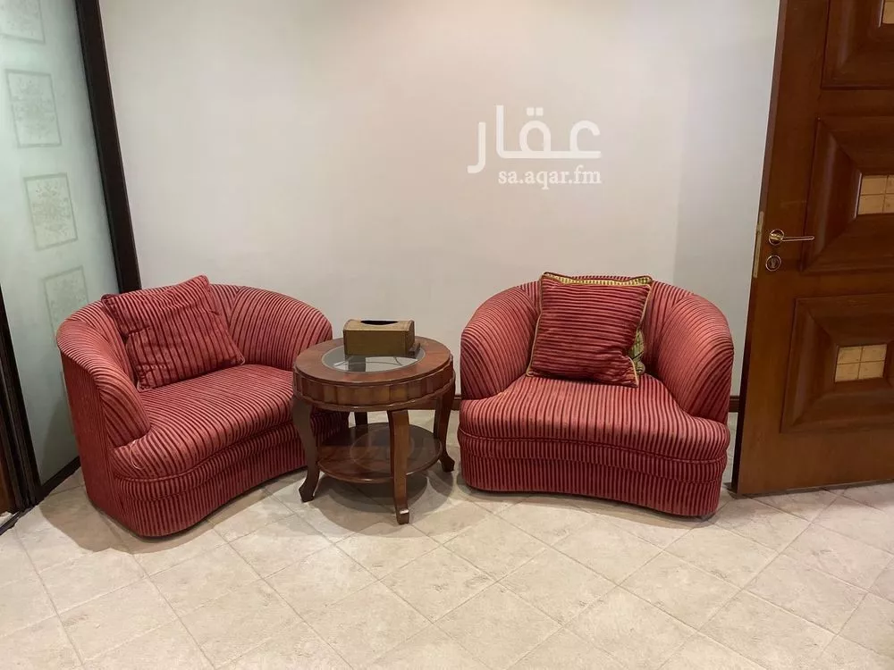 9 bedroom villa in Laban 2