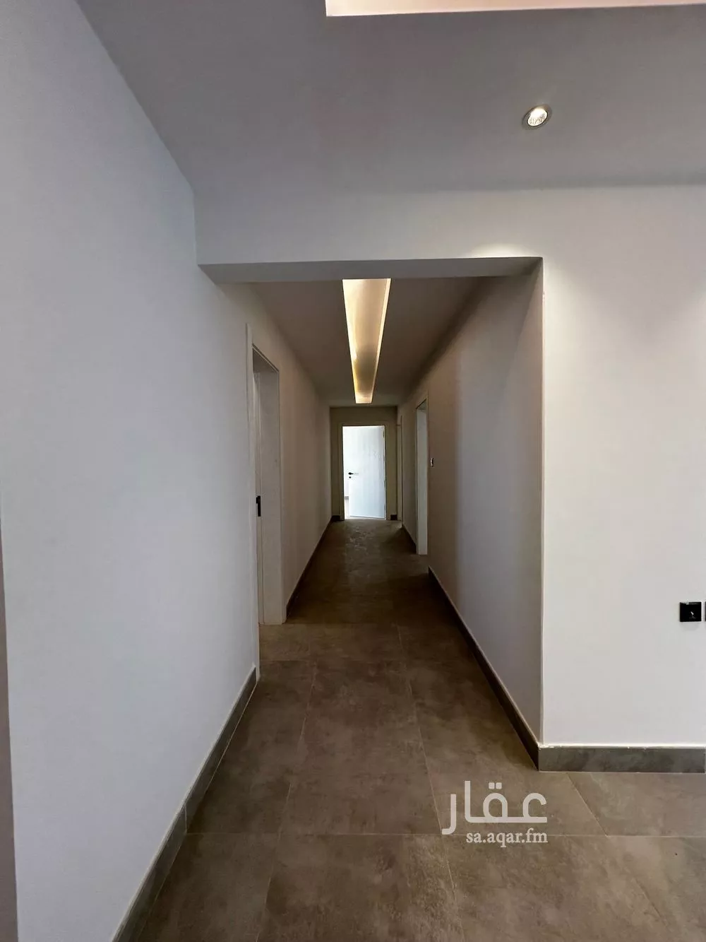 شقة 3 غرف في الملقا 20