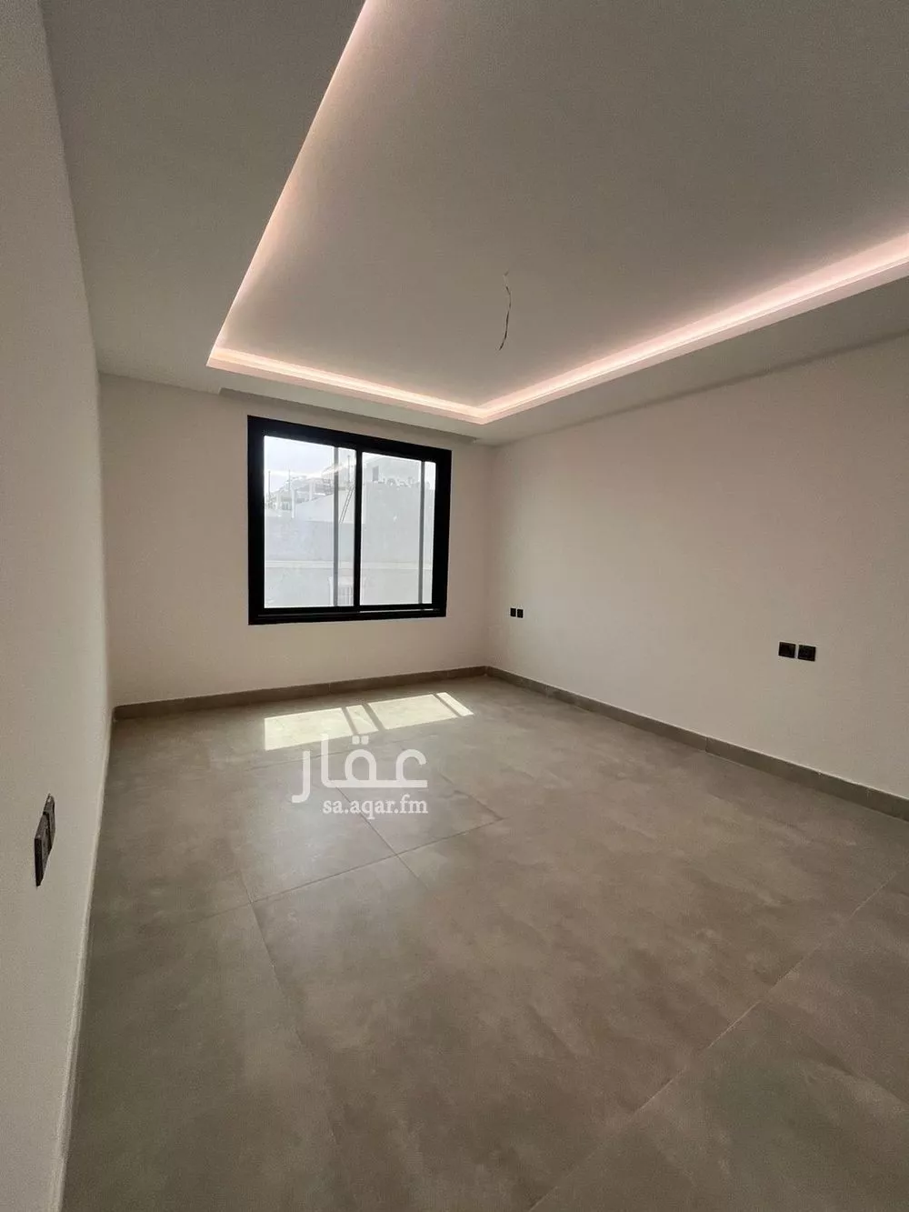 شقة 3 غرف في الملقا 3