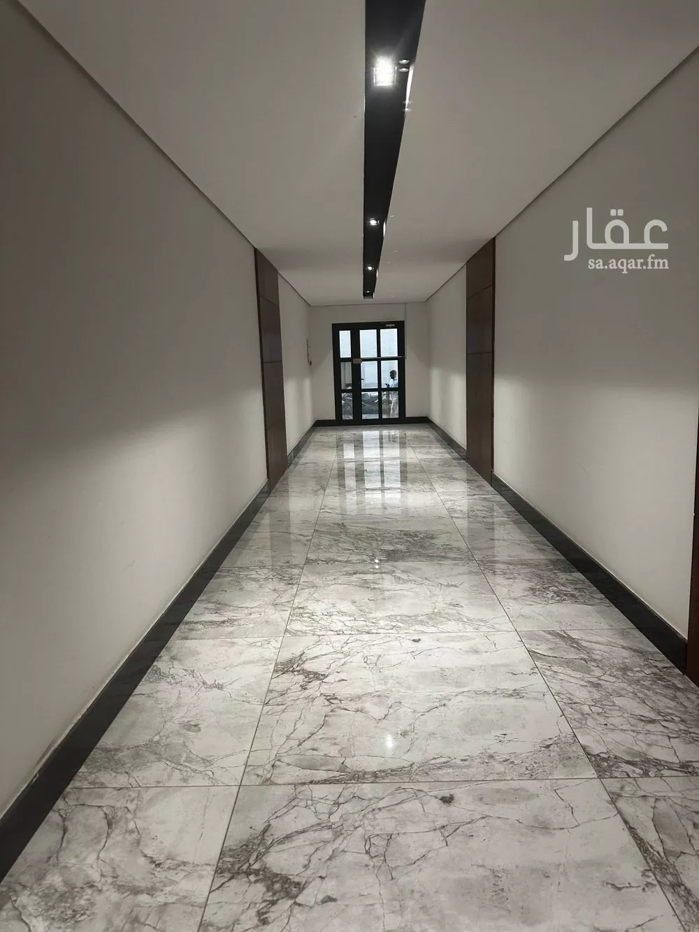 شقة 3 غرف في الملقا 25