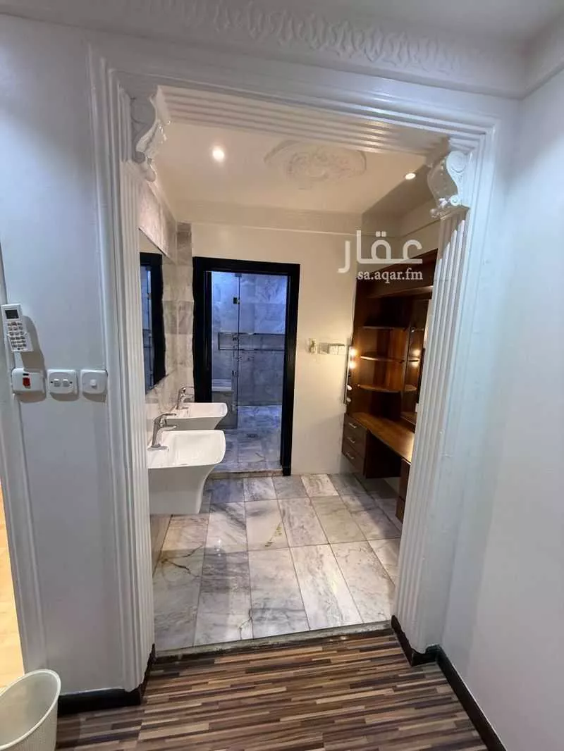 فيلا 8 غرف في المونسية 6