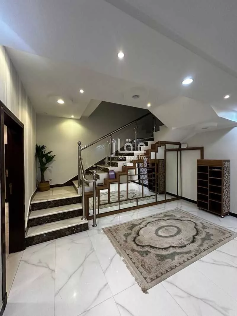 فيلا 6 غرف في الروابي 8