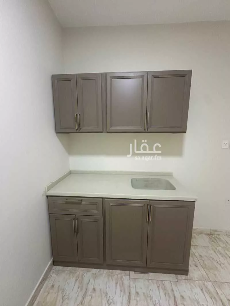 شقة 1 غرف في احد 3