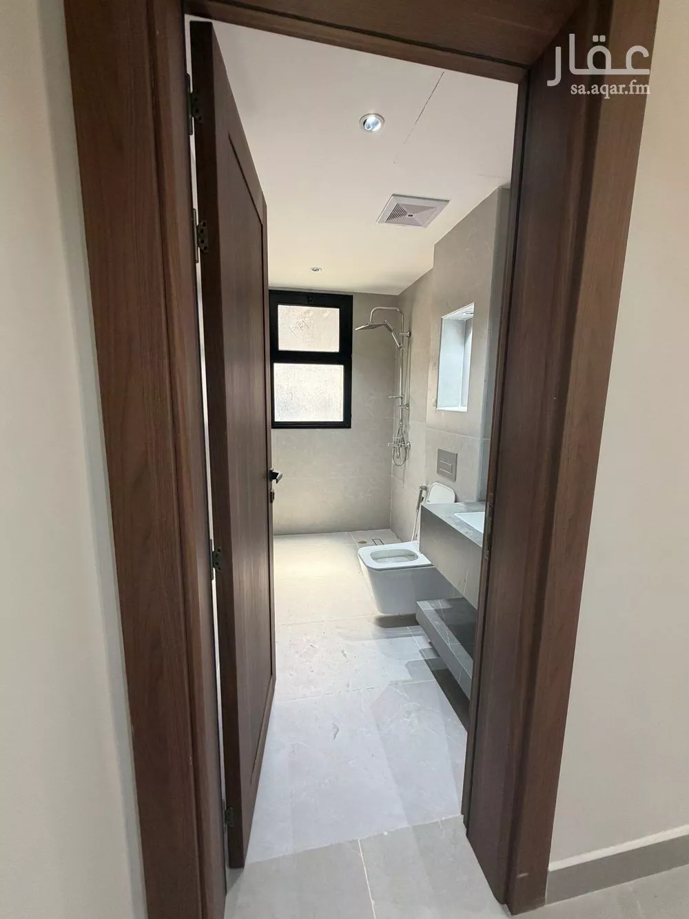 شقة 3 غرف في السيف 6