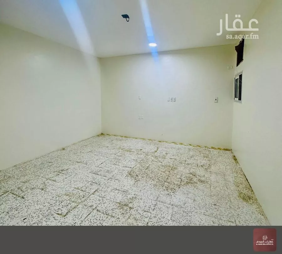 شقة 2 غرف في احد 4