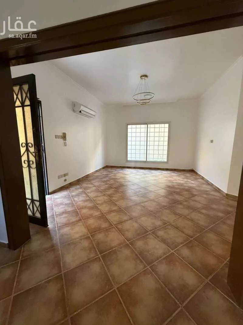 فيلا 4 غرف في النفل 4