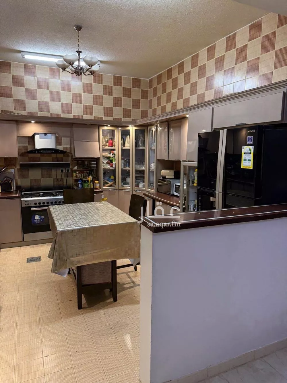 شقة 8 غرف في الفيحاء 8