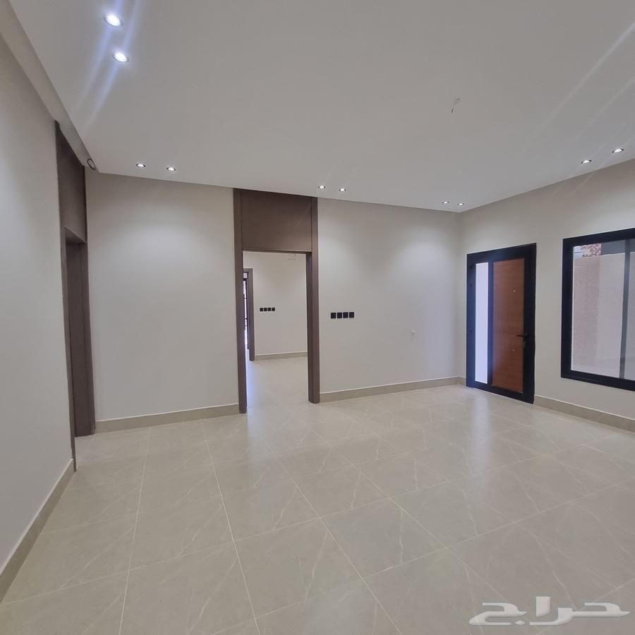 شقة 6 غرف في بدر 8