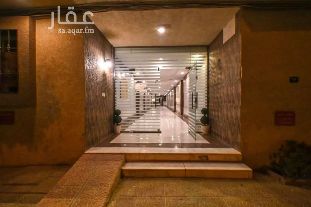 شقة 4 غرف في الملقا 2