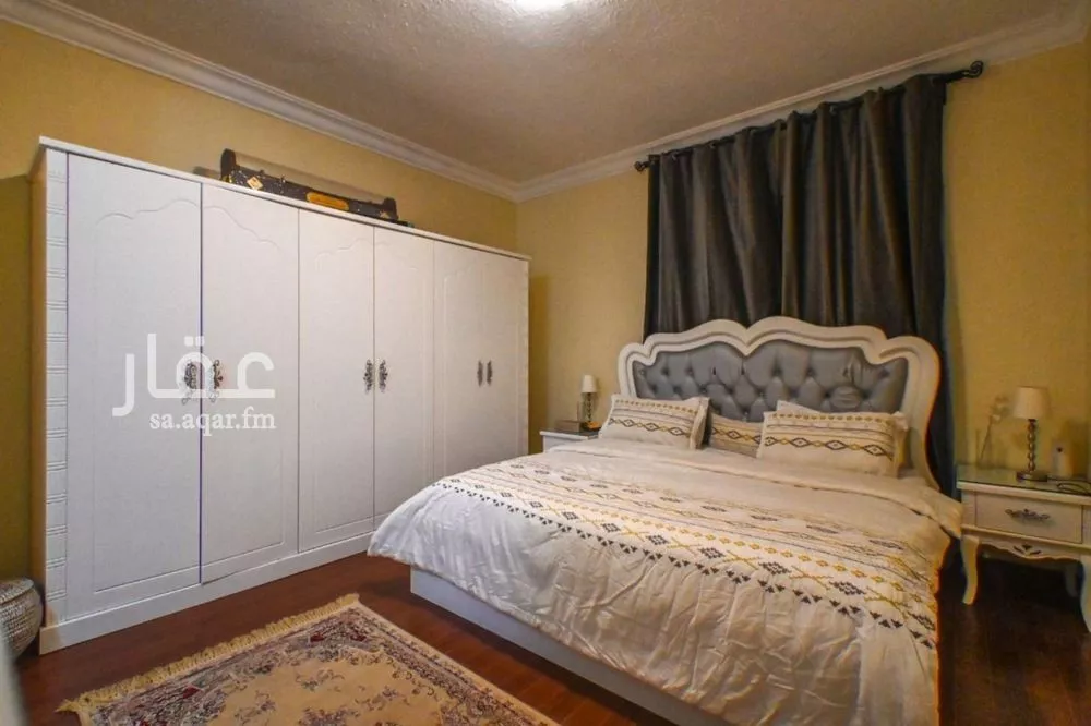 شقة 4 غرف في الملقا 11