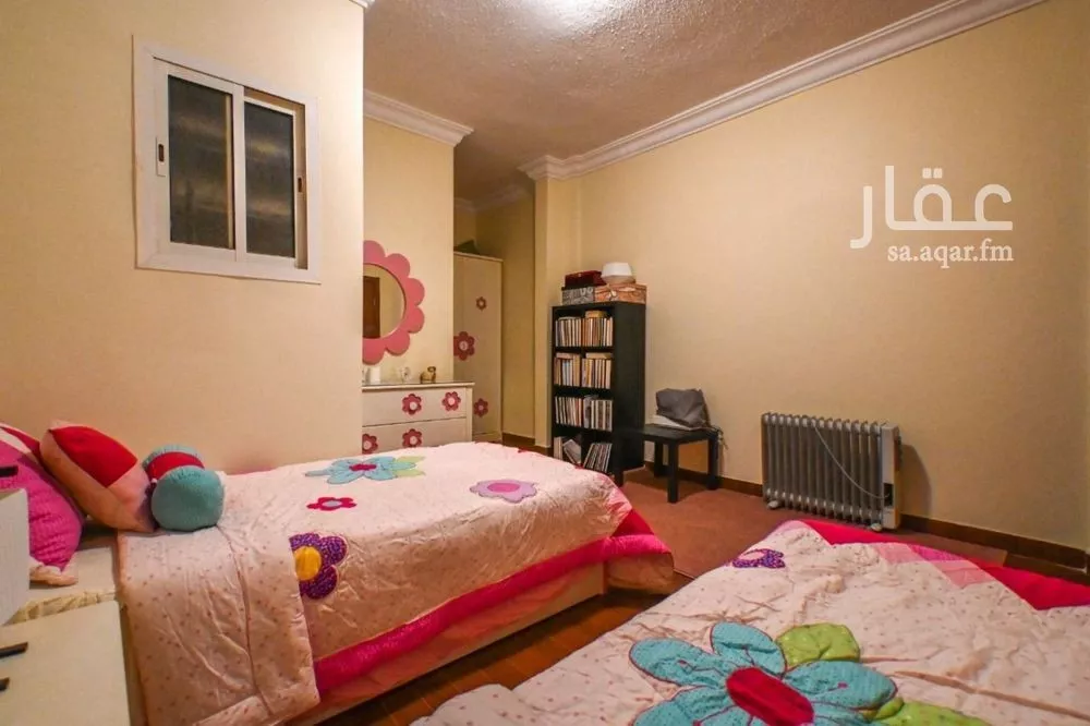 شقة 4 غرف في الملقا 7