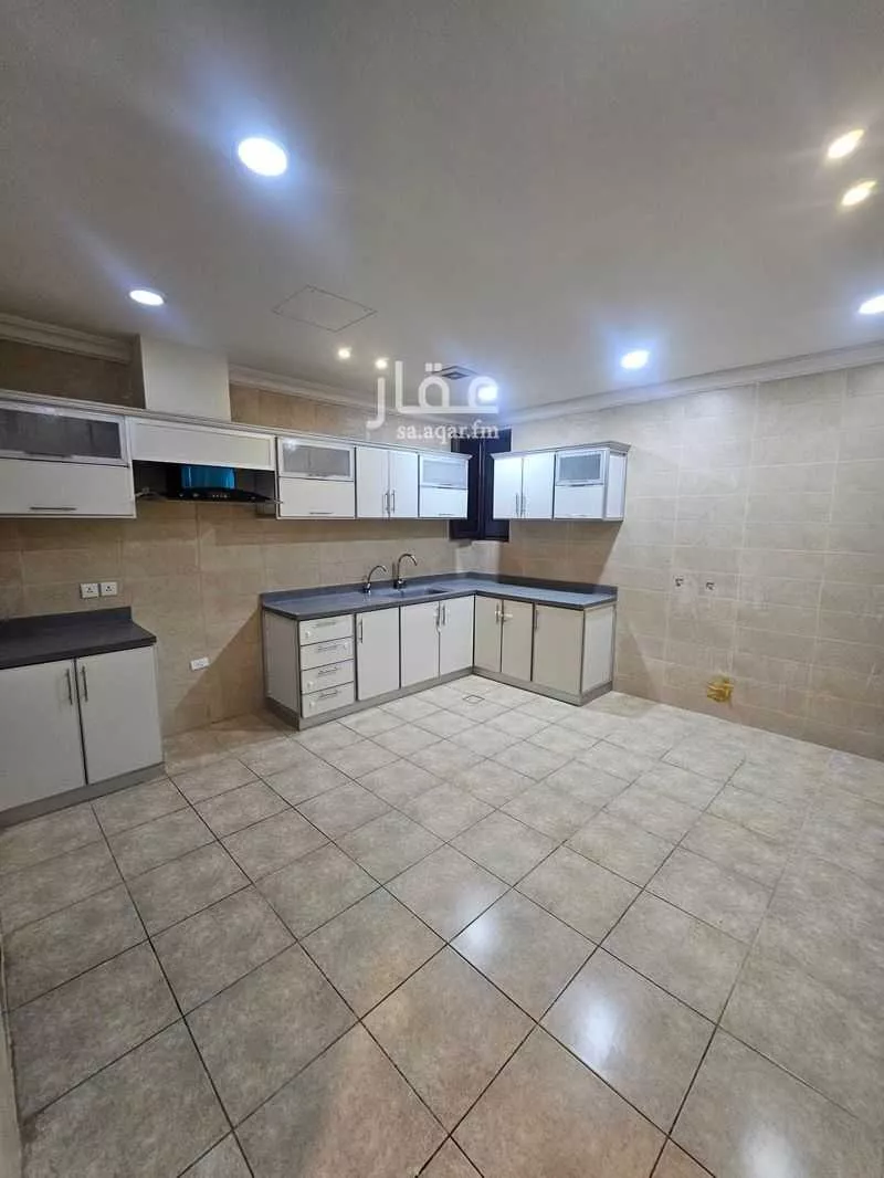 شقة 5 غرف في الشعلة 3