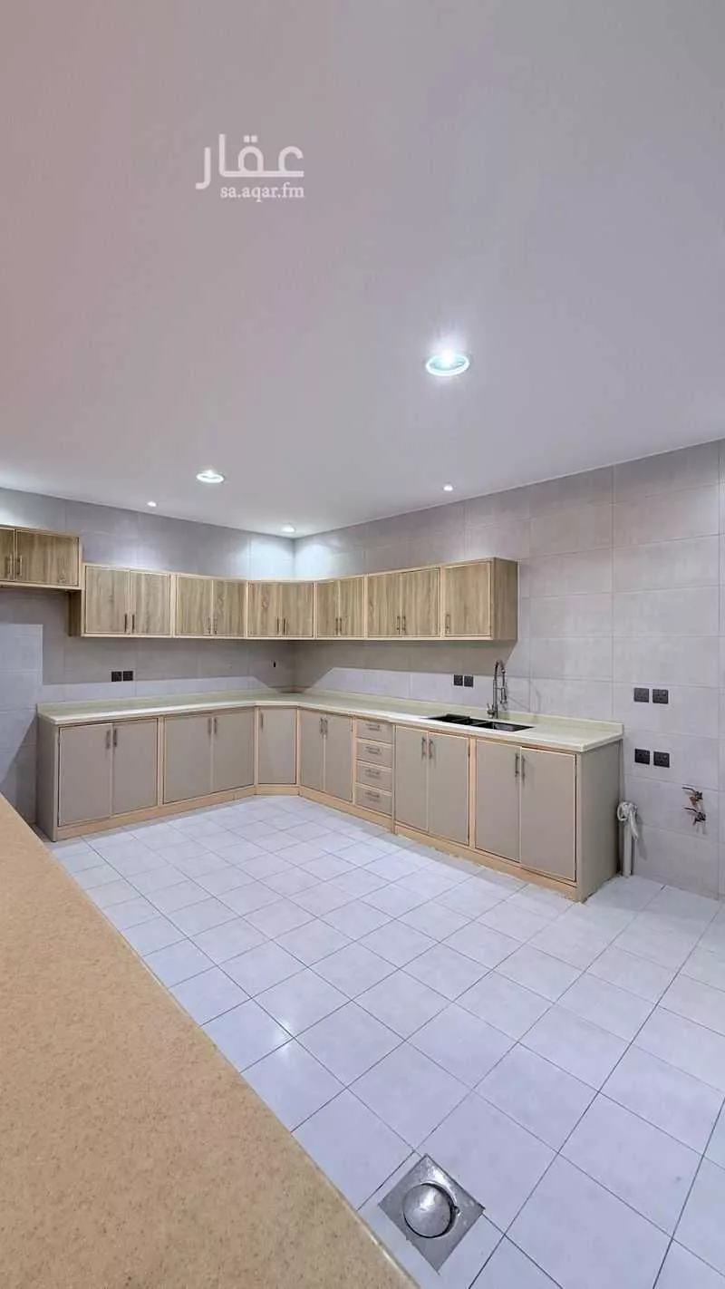 شقة 3 غرف في الروابي 8