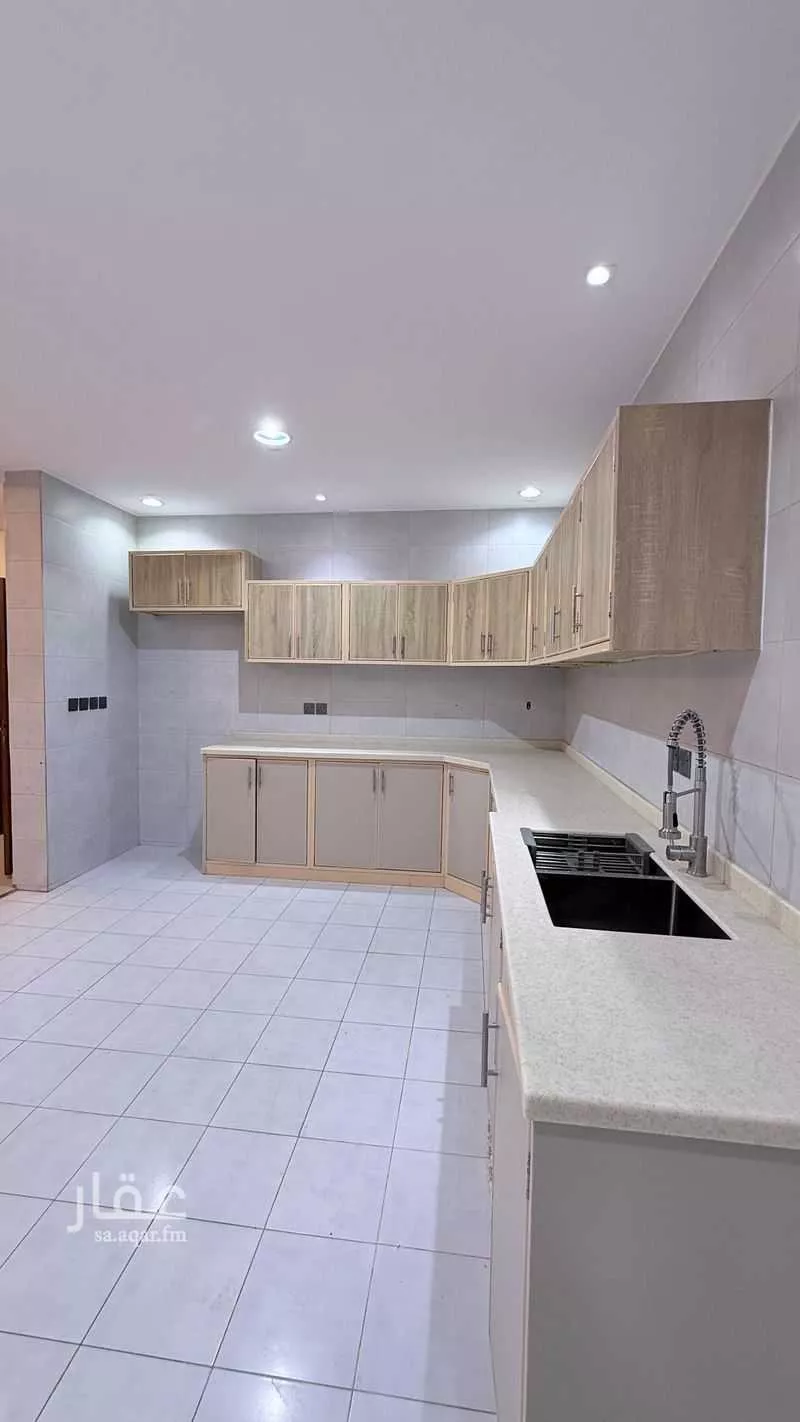 شقة 3 غرف في الروابي 10