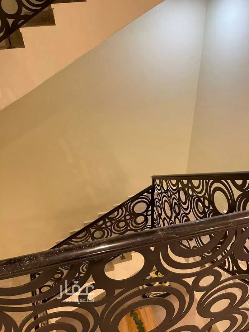 فيلا 7 غرف في طيبة 7