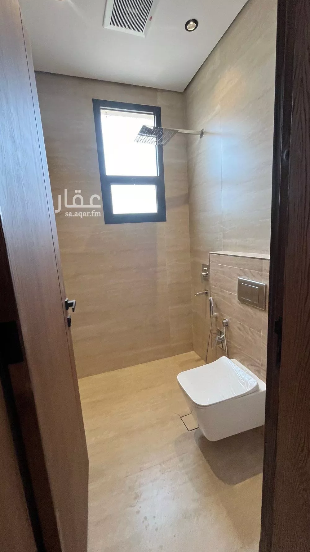 شقة 6 غرف في عكاظ 16