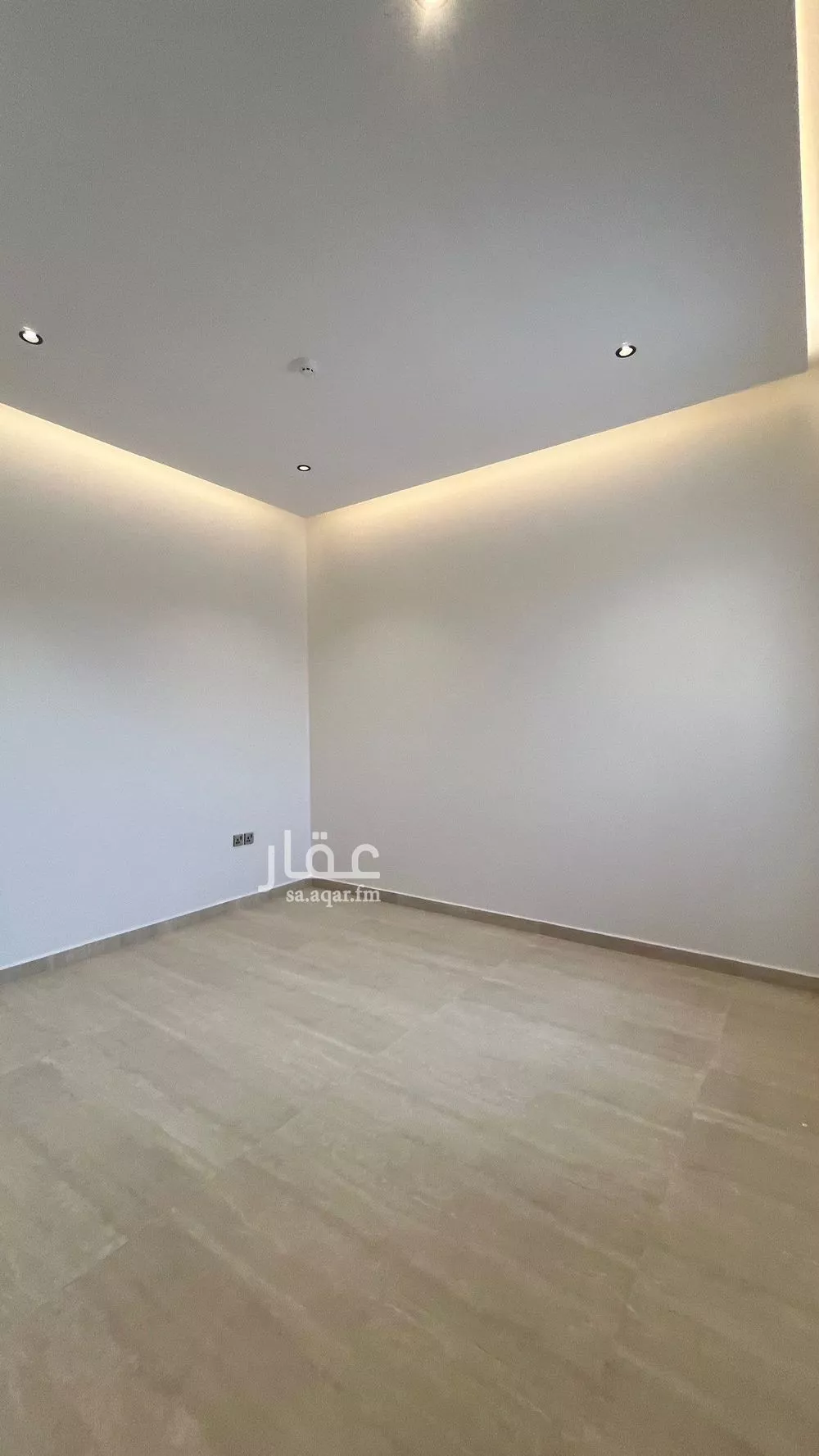 شقة 6 غرف في عكاظ 26