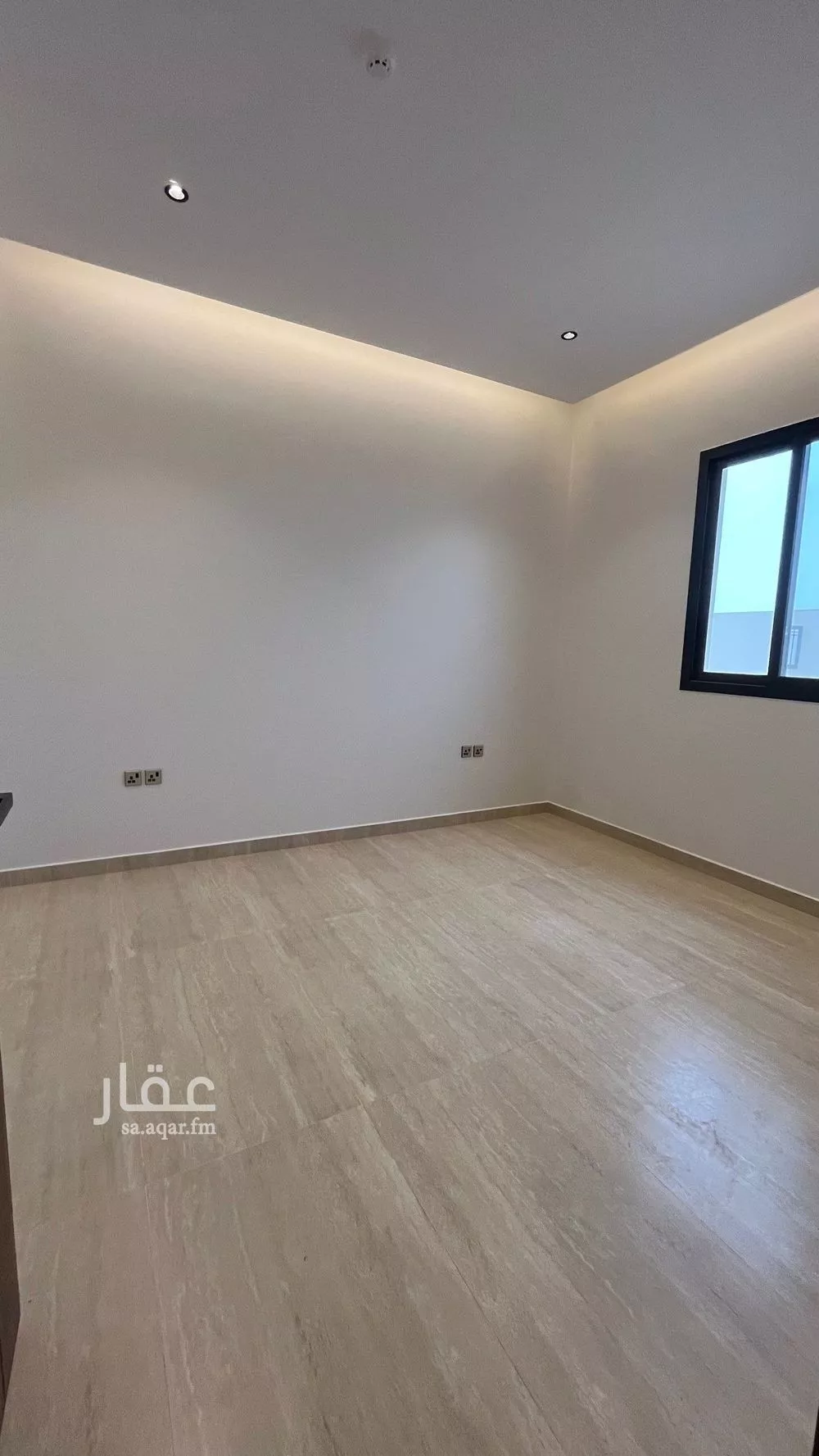 شقة 6 غرف في عكاظ 8