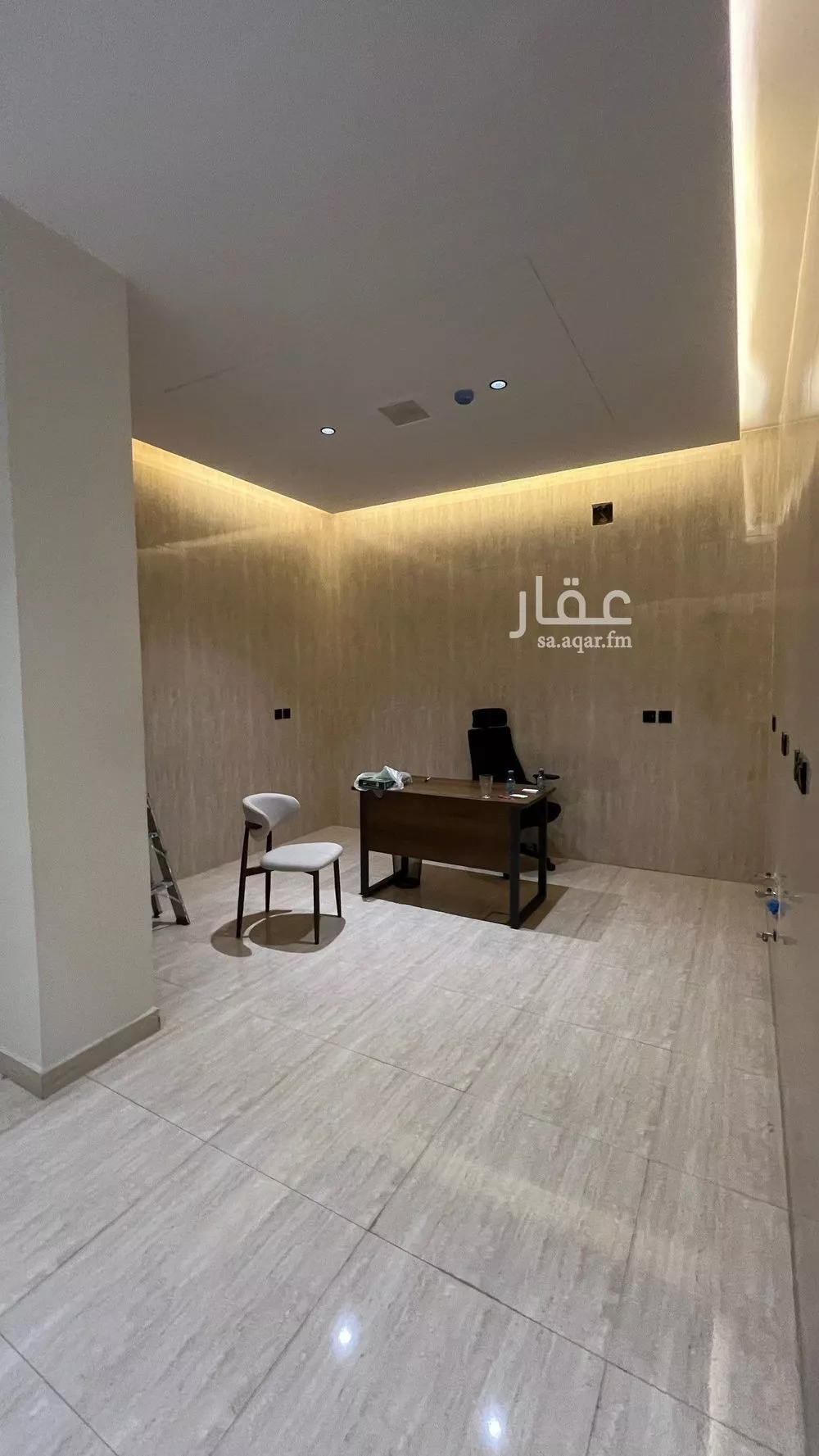 شقة 5 غرف في عكاظ 6