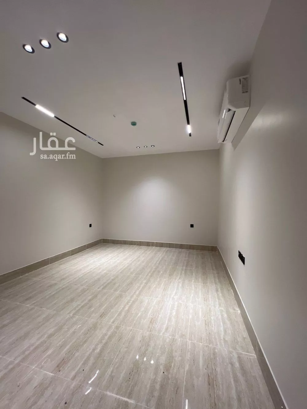 شقة 4 غرف في الندى 3