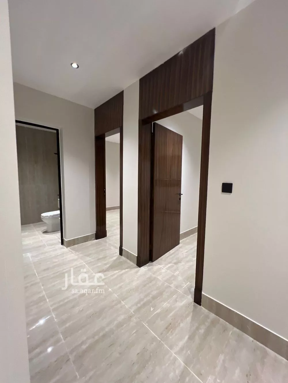 شقة 4 غرف في الندى 9