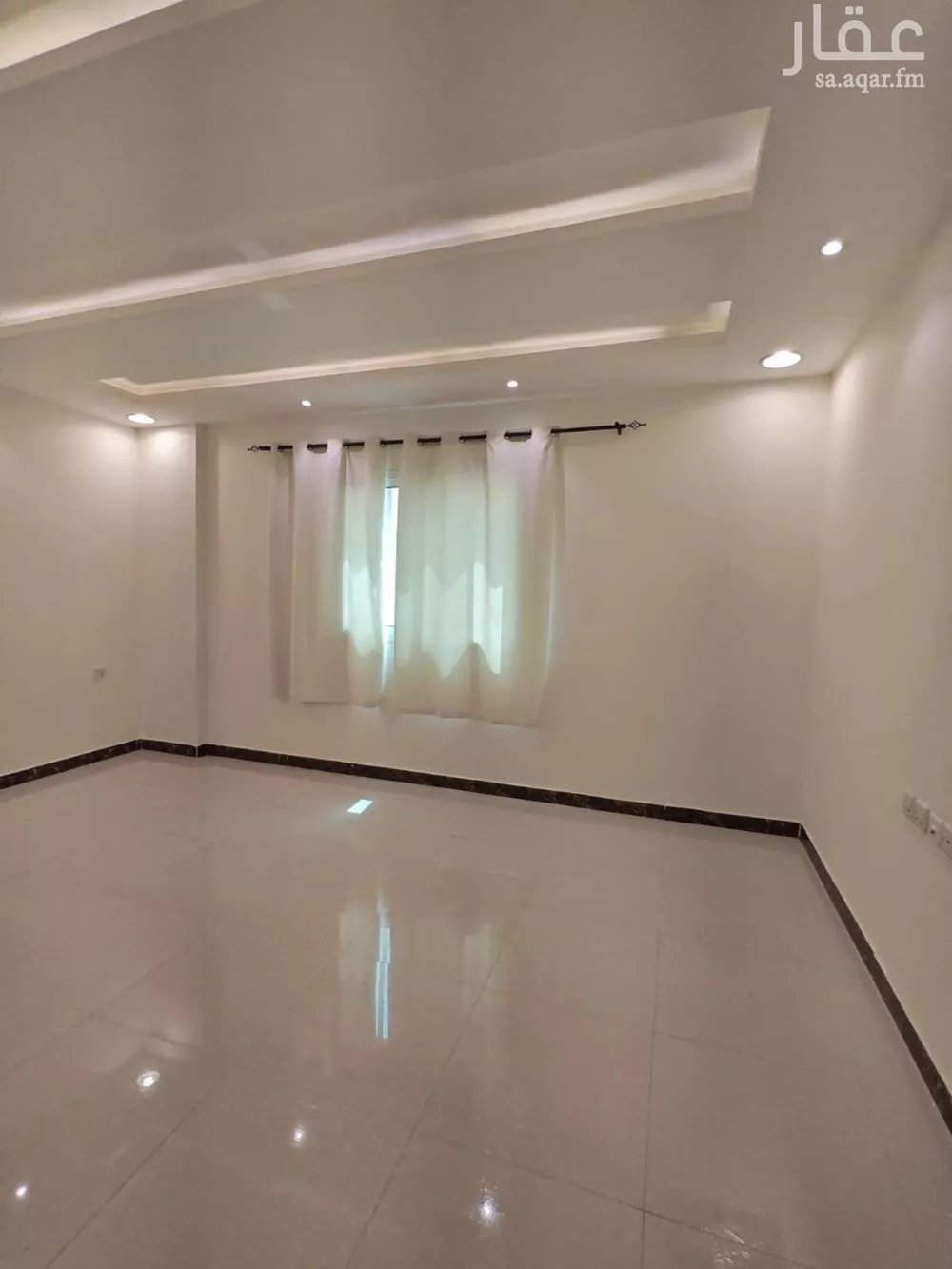 شقة 2 غرف في الروضة 8