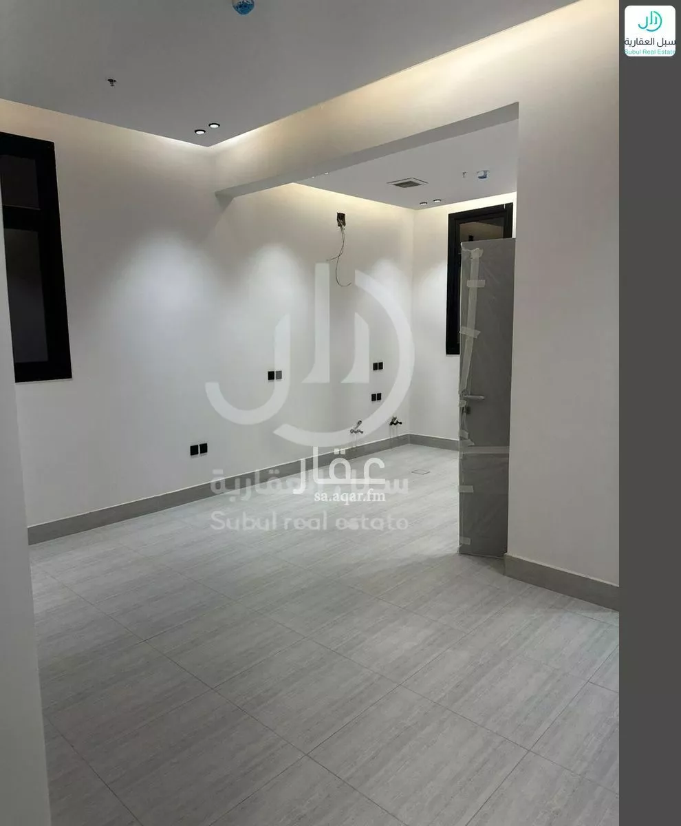 شقة 3 غرف في الرمال 4