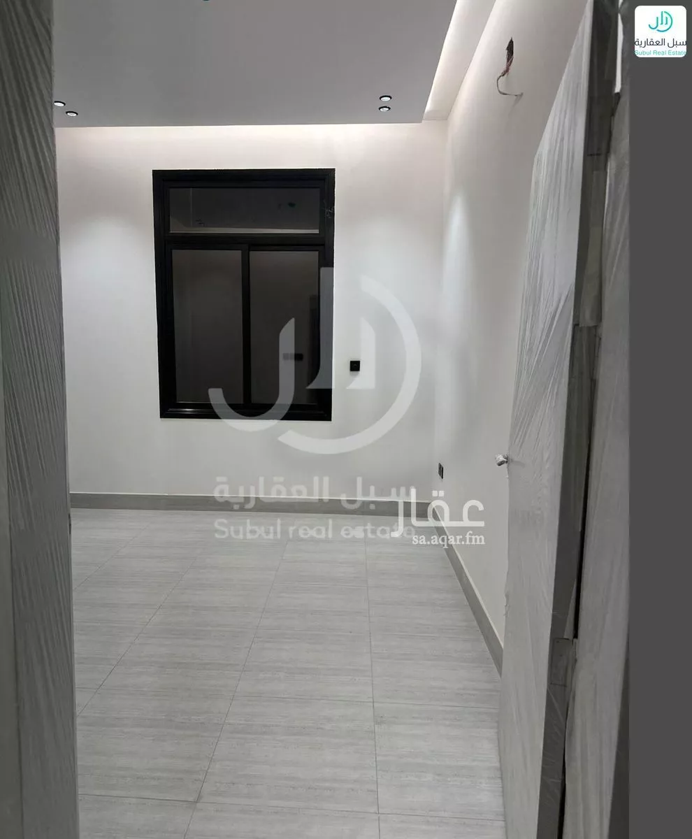 شقة 3 غرف في الرمال 10