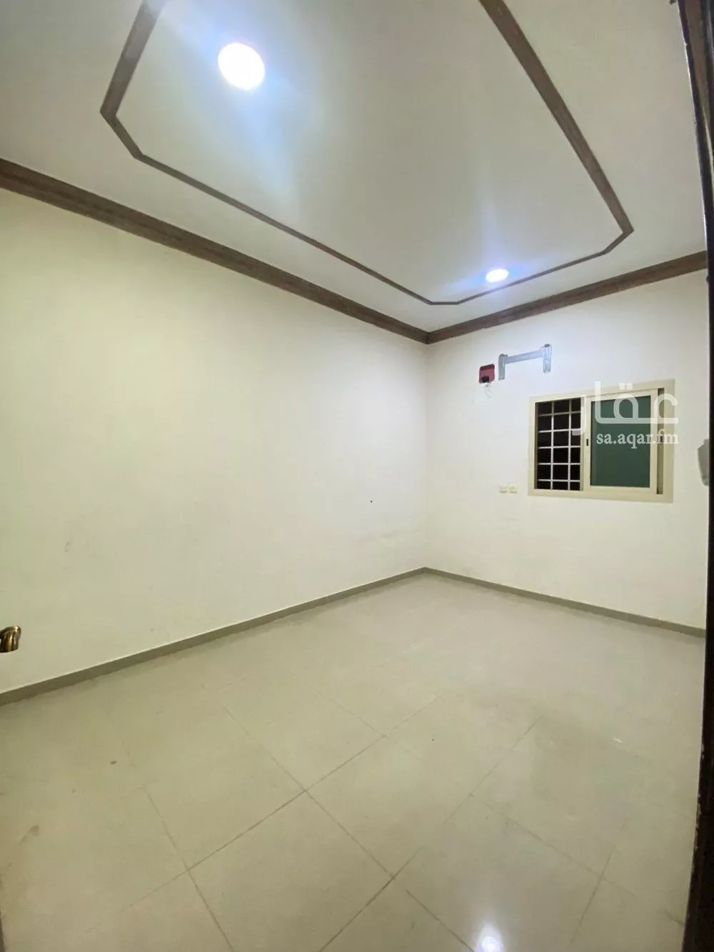 شقة 4 غرف في الريان 12