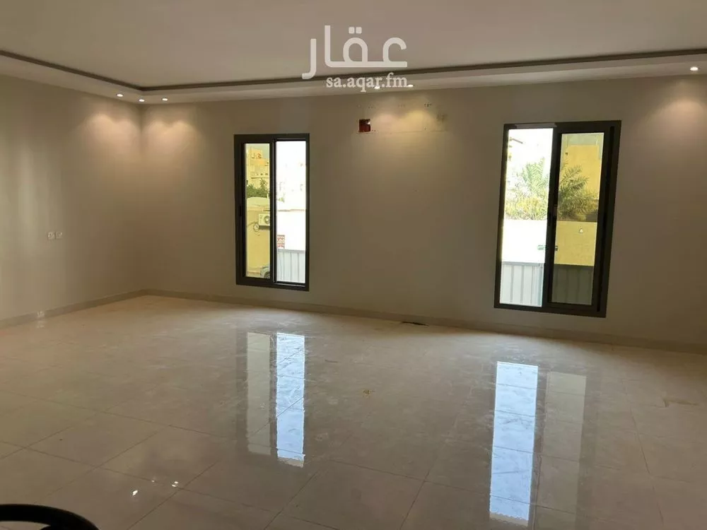 4 bedroom apartment in Okaz, Riyadh 18