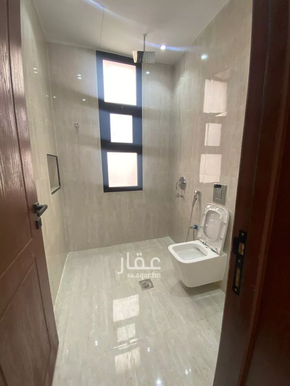 شقة 4 غرف في عكاظ 4