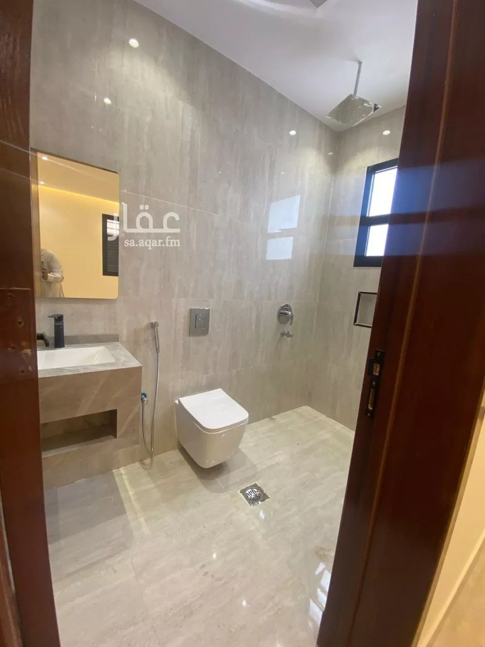 شقة 4 غرف في عكاظ 7