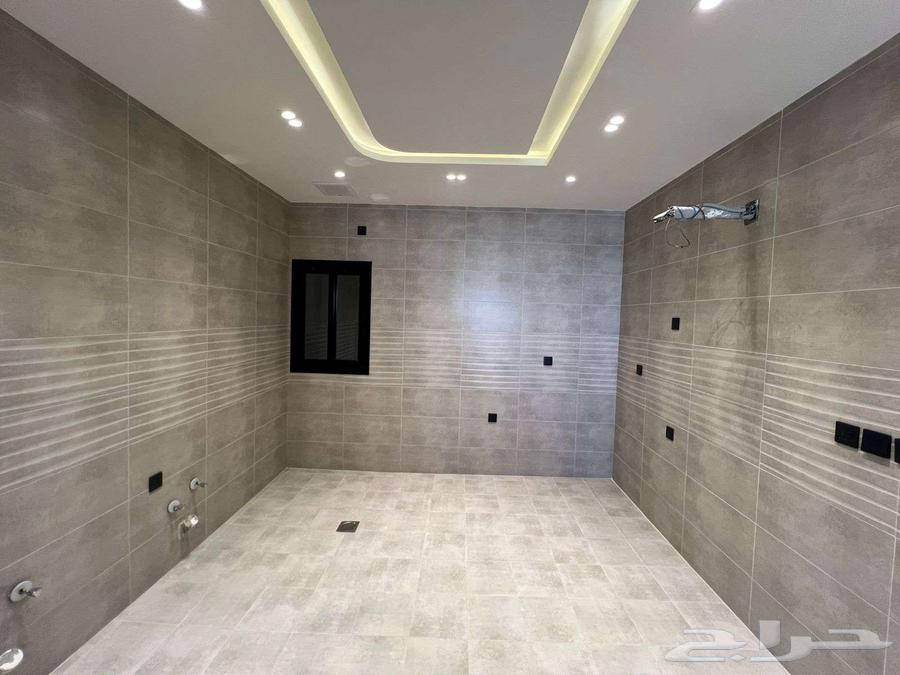 شقة 4 غرف في ولي العهد 14