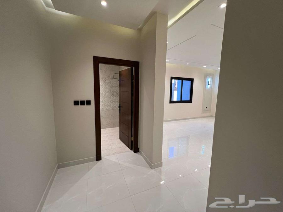 شقة 4 غرف في ولي العهد 4