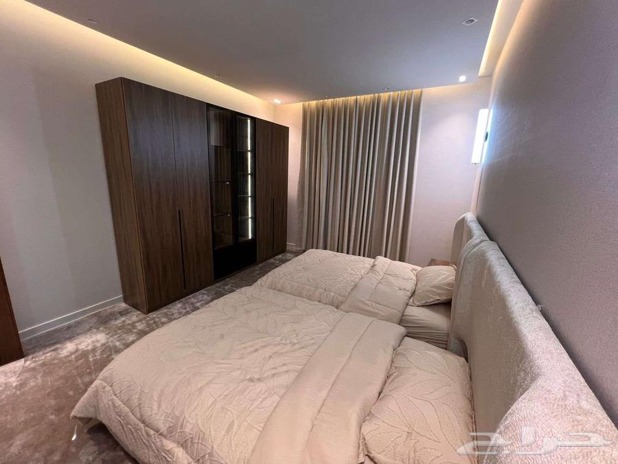 شقة 5 غرف في الشوقية 8