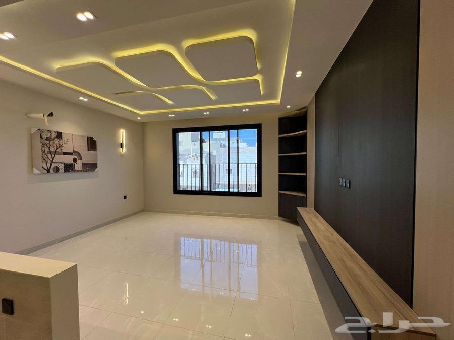 شقة 4 غرف في ولي العهد 11