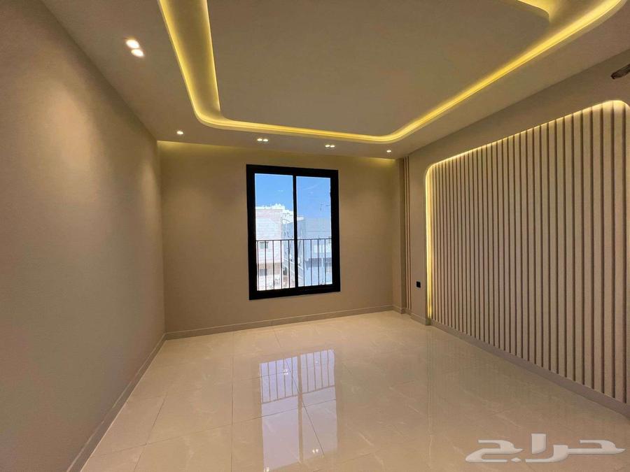 شقة 4 غرف في ولي العهد 13