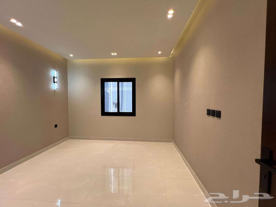 شقة 4 غرف في ولي العهد 15