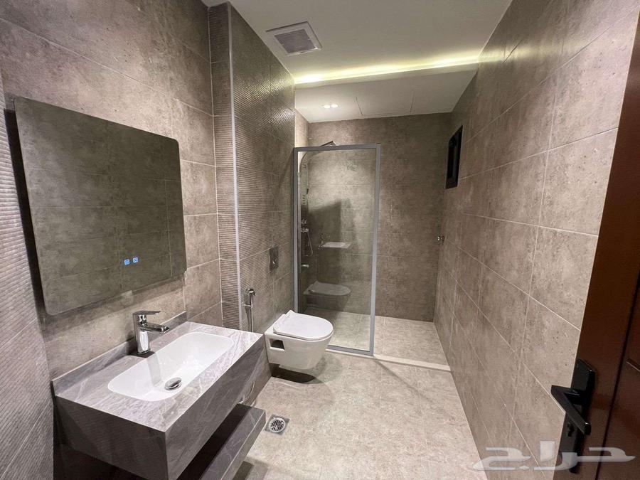 شقة 4 غرف في ولي العهد 16