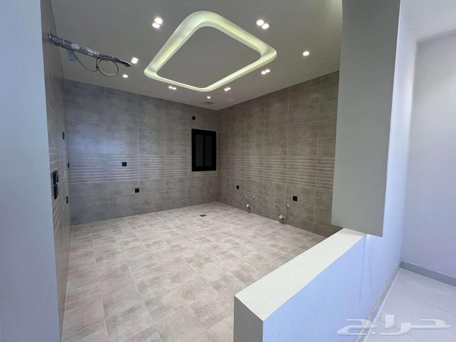 شقة 4 غرف في ولي العهد 17