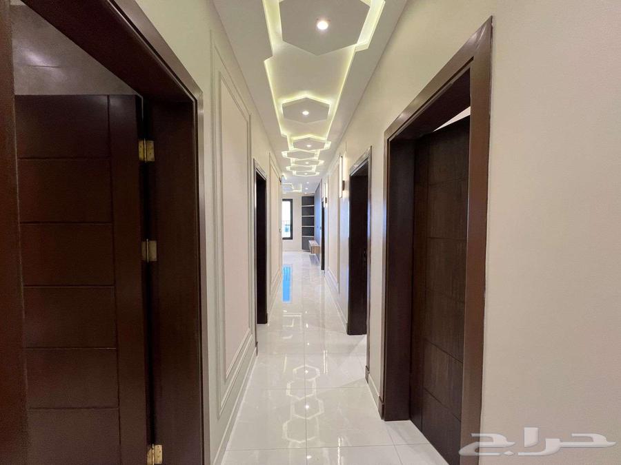 شقة 4 غرف في ولي العهد 5