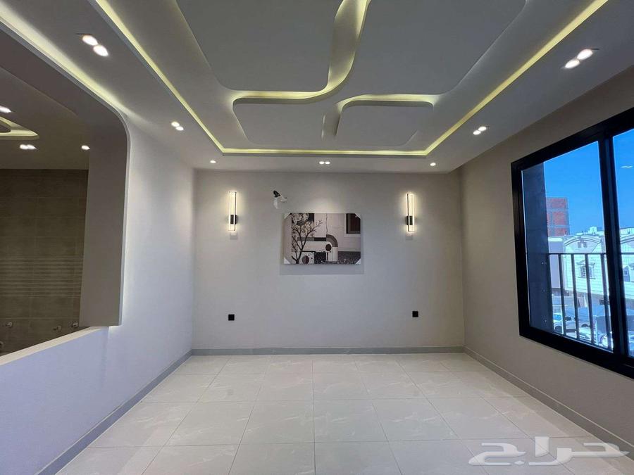 شقة 4 غرف في ولي العهد 6