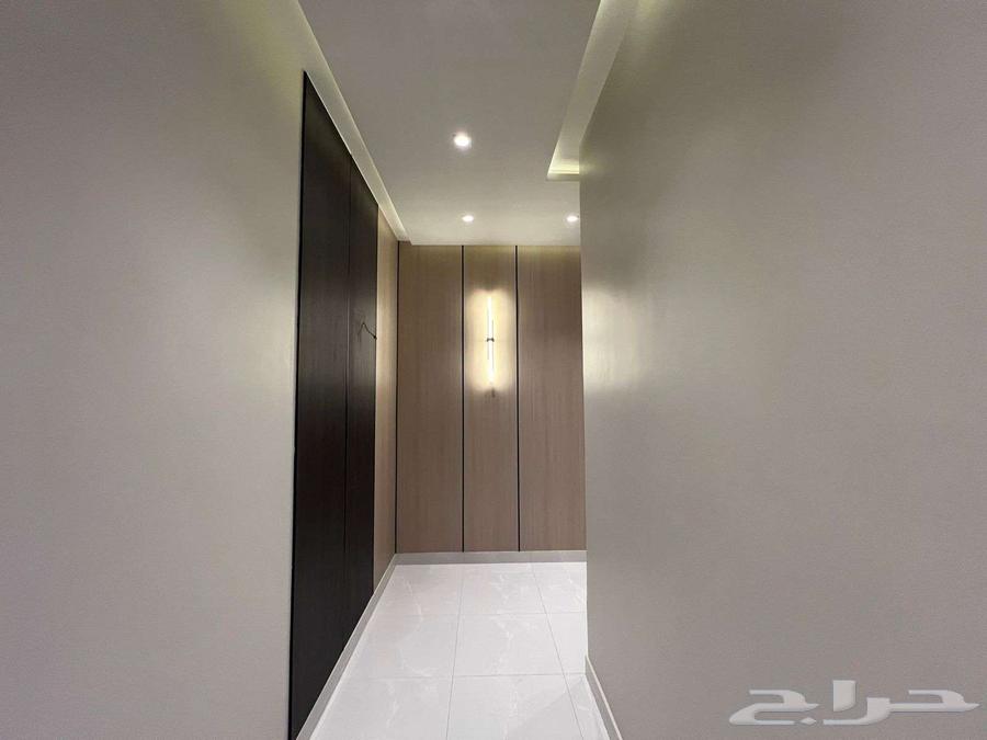 شقة 4 غرف في ولي العهد 7